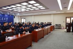 更结实的工做做风、更精准的工做行动、更高效